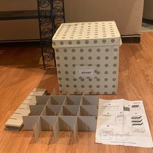 Richards Homewares Cream/Gold Fabric Storage Box W/Lid Approximately 12x12x12